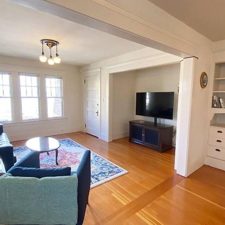 אסטוריה Historic Downtown Riverview Flat, No 3 מראה חיצוני תמונה