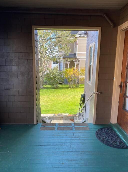 אסטוריה Historic Downtown Riverview Flat, No 3 מראה חיצוני תמונה