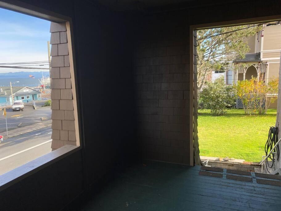 אסטוריה Historic Downtown Riverview Flat, No 3 מראה חיצוני תמונה