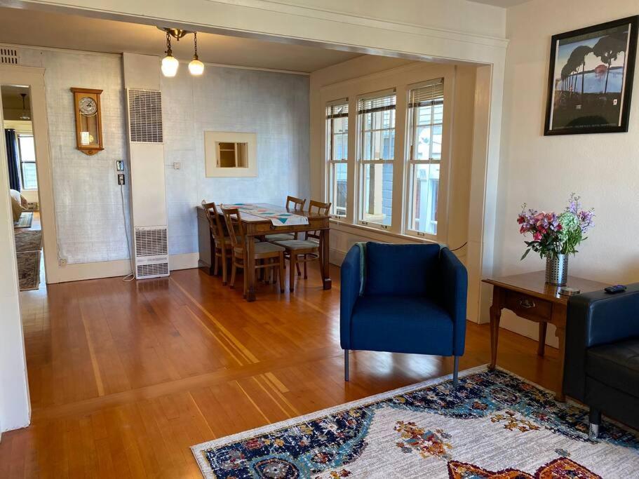 אסטוריה Historic Downtown Riverview Flat, No 3 מראה חיצוני תמונה