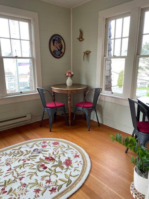אסטוריה Historic Downtown Riverview Flat, No 3 מראה חיצוני תמונה